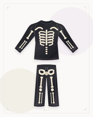 Graphic skeleton: A black long-sleeved top and trousers with a contrasting bone print.